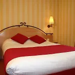 Delambre Hotel 3*