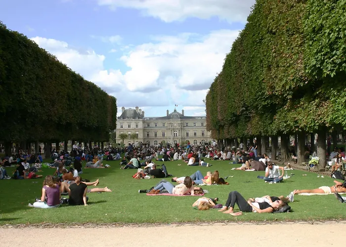 Hotel Delambre Parijs