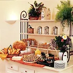 Hotel Delambre 3*