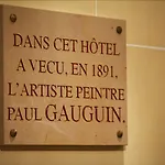 Delambre Hotel 3*