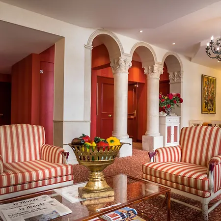 Hotel Delambre